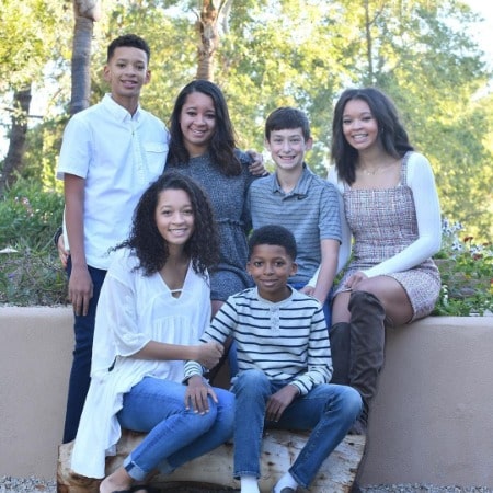 Lael Williams grew up in a friendly environment with Janna, Faith, Elijah, and Micah Williams. Who are Lael's parents?